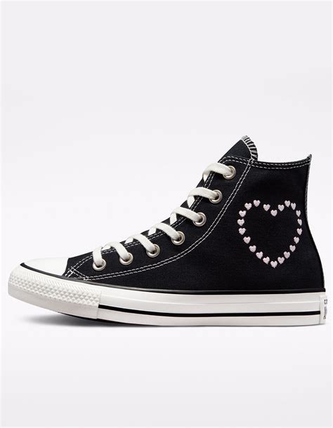 heart sneakers women.